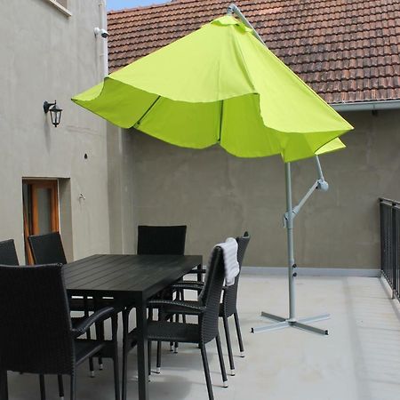 "U Capa" Krasny Apartman V Sedleci Седлец Экстерьер фото
