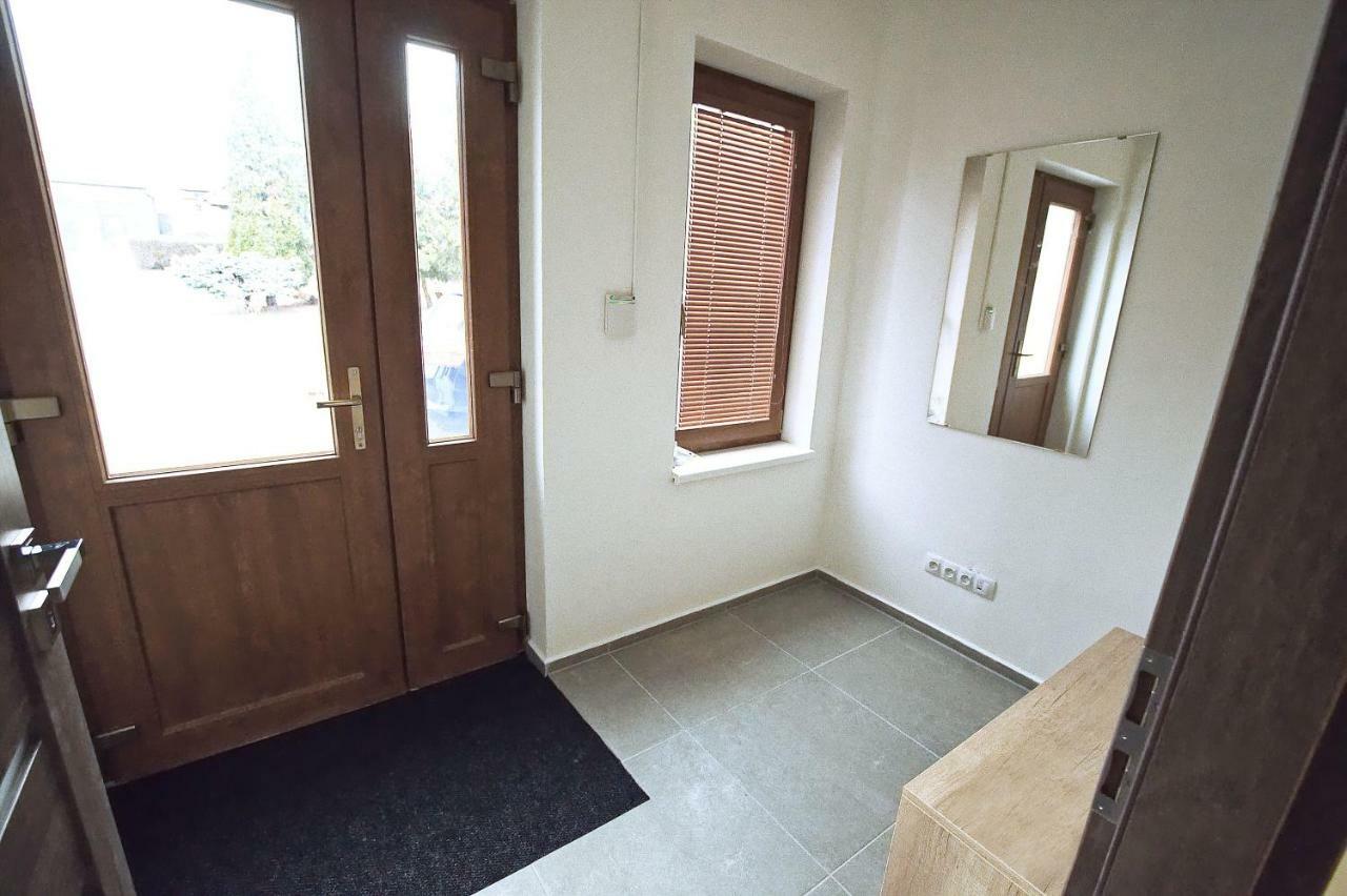 "U Capa" Krasny Apartman V Sedleci Седлец Экстерьер фото